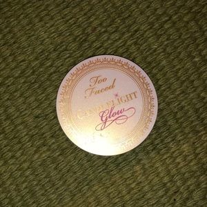 Too faced candlelight glow